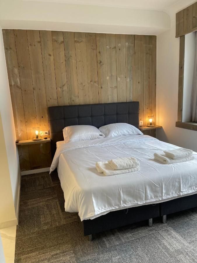 Prachtige Kamer In Centrum Brugge Met Badkamer ! Extérieur photo