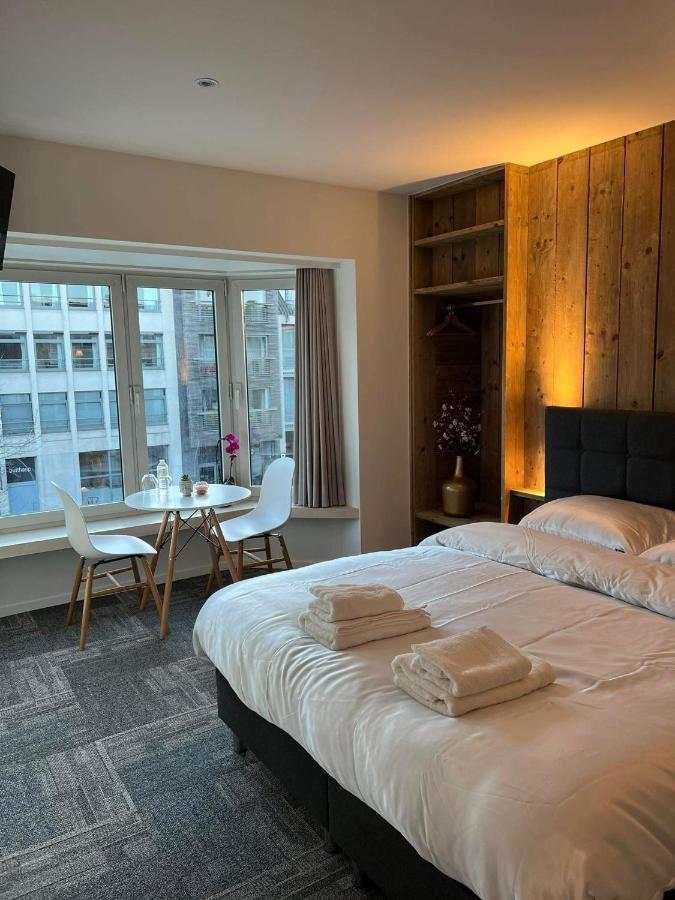 Prachtige Kamer In Centrum Brugge Met Badkamer ! Extérieur photo